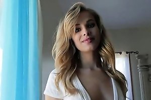 Sensual Blonde Exposes Her True Assets Porn Videos