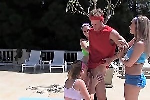 Big Ass Besties Bang With Their Fitness Instructor Outdoors Porn Videos